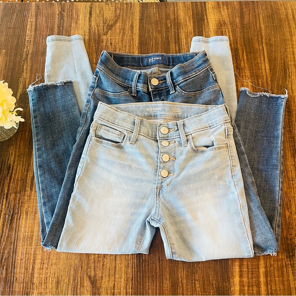 Bundle 2 Old Navy Girls Size 8 Light and Dark Blue Jeans